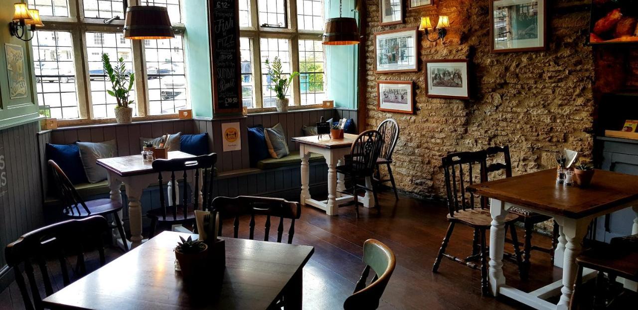 The Kings Arms Hotel Stow-on-the-Wold Extérieur photo